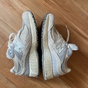 New Balance 2002R Linen Concrete W6.5